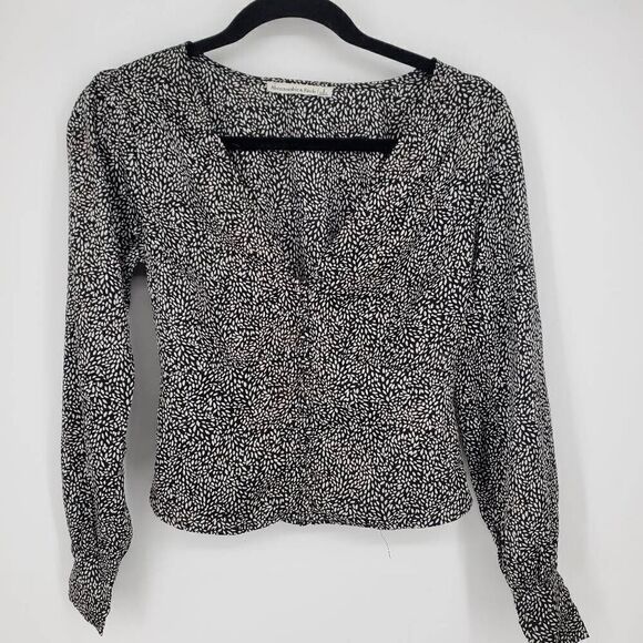 Abercrombie & Fitch Women's VNeck Black Blouse‎ Size Small - Picture 1 of 6